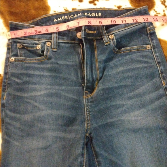 Women's American Eagle Distressed Bell Bottom Flare Jeans - Picture 7 of 7